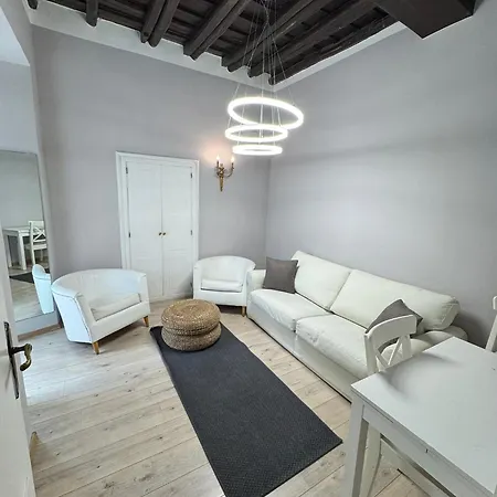 Le E Gli Di Piazza Del Popolo Pensjonat *