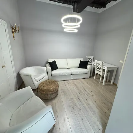 Le E Gli Di Piazza Del Popolo *